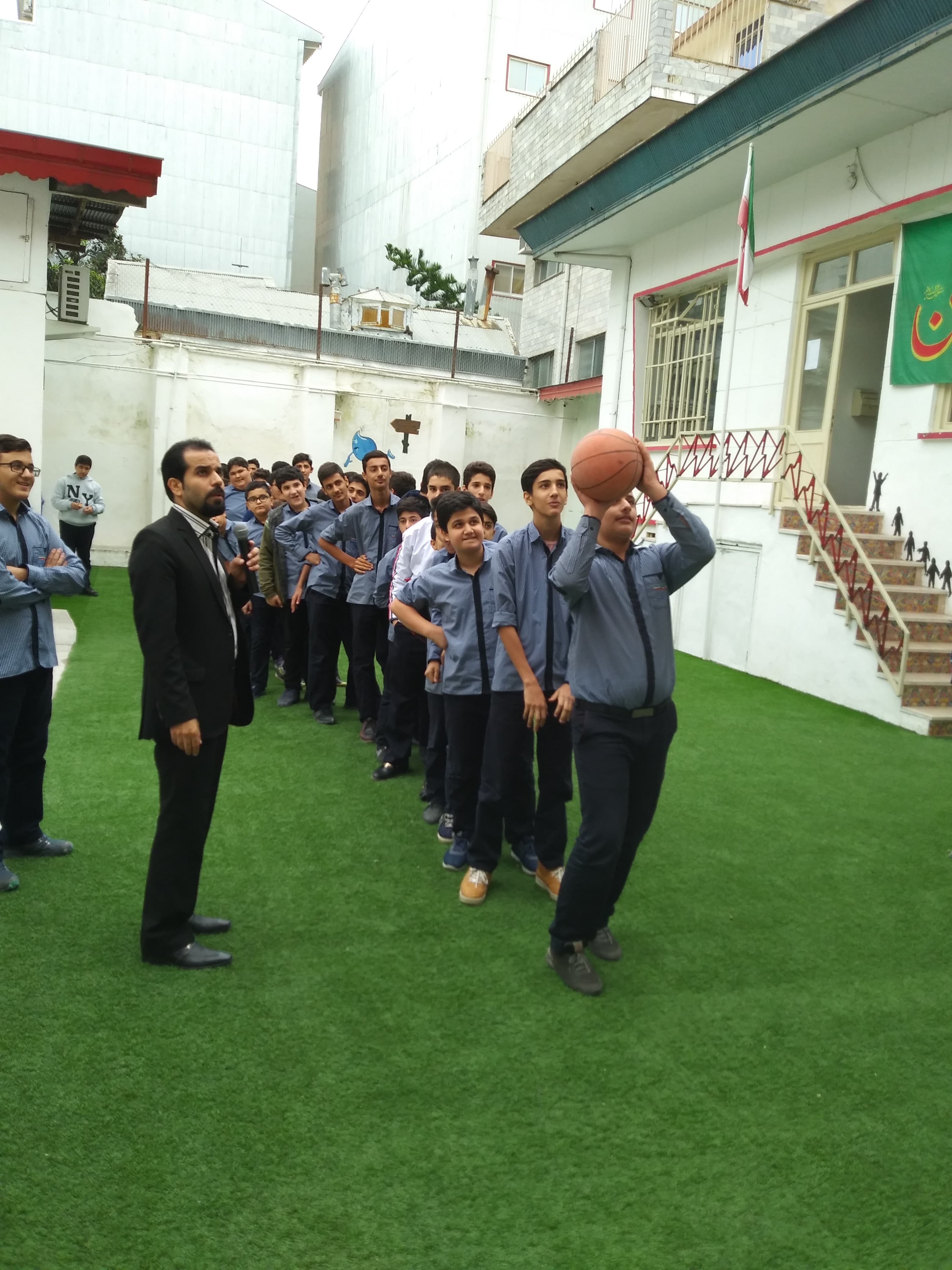 برگزاری برنامه های ورزشی